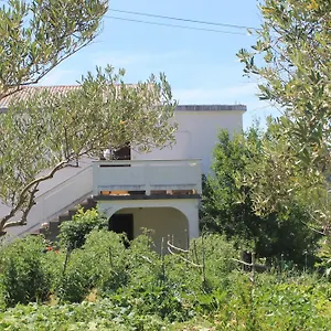 501 - Spacious And Bright On Island Of Rab , Rab Town Horvátország